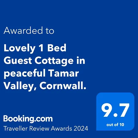 Lovely Little Garden Cottage, Tamar Valley, Cornwall